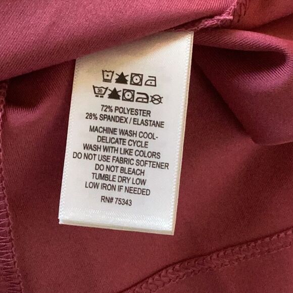 TOMMY BAHAMA NWT WOMENS PINK FLORAL COLLAR TENNIS GOLF DRESS SHORTS QUICK DRY - Picture 9 of 9